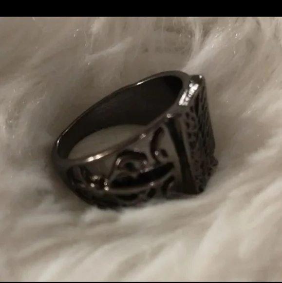 Attack On Titan Ring Gunmetal AOT Anime Wings of Freedom Scouting Legion Corps 8 - Picture 2 of 6